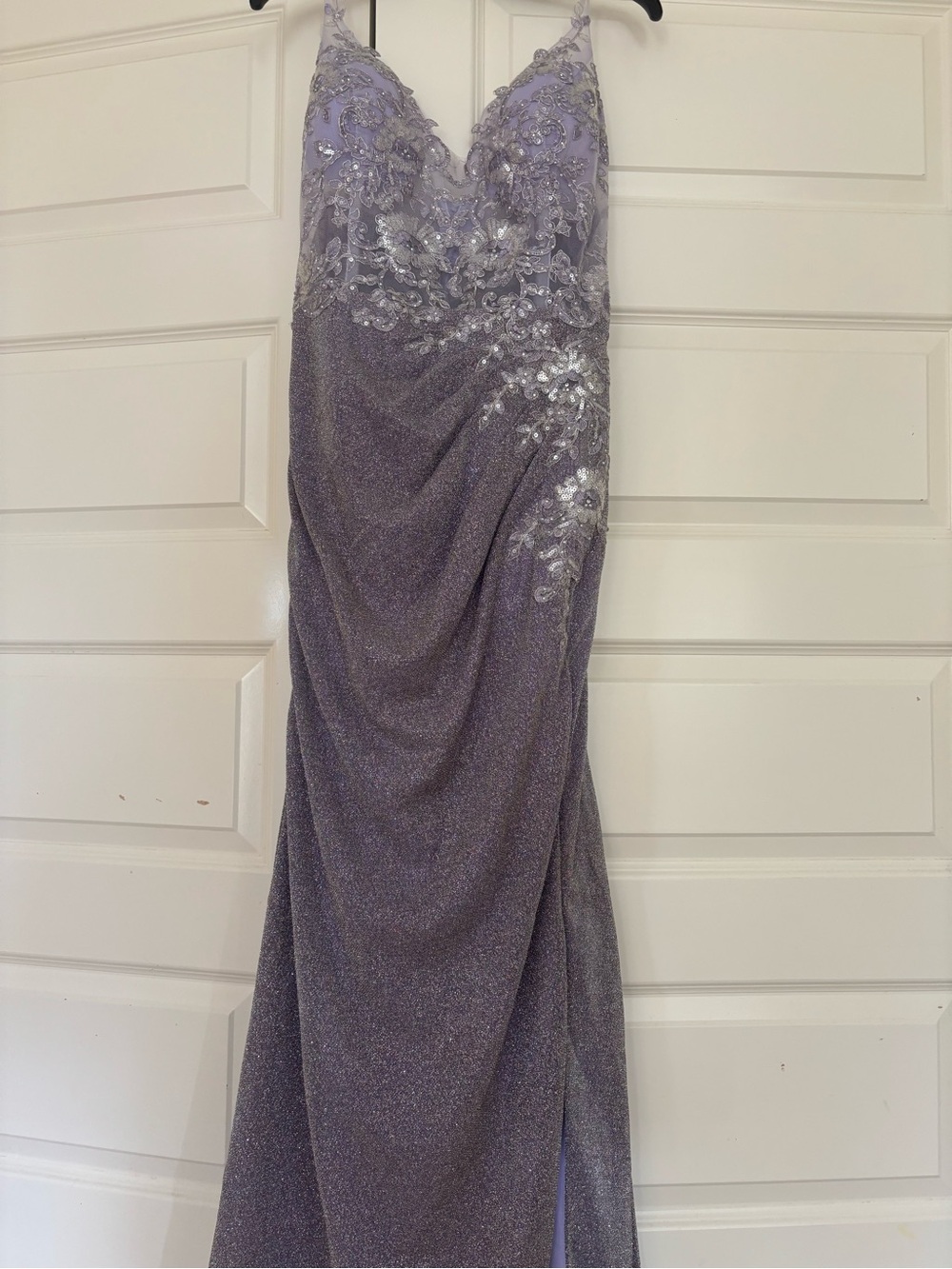 Lavender Embellished promdress sparkly Elegant V-Neck Dress